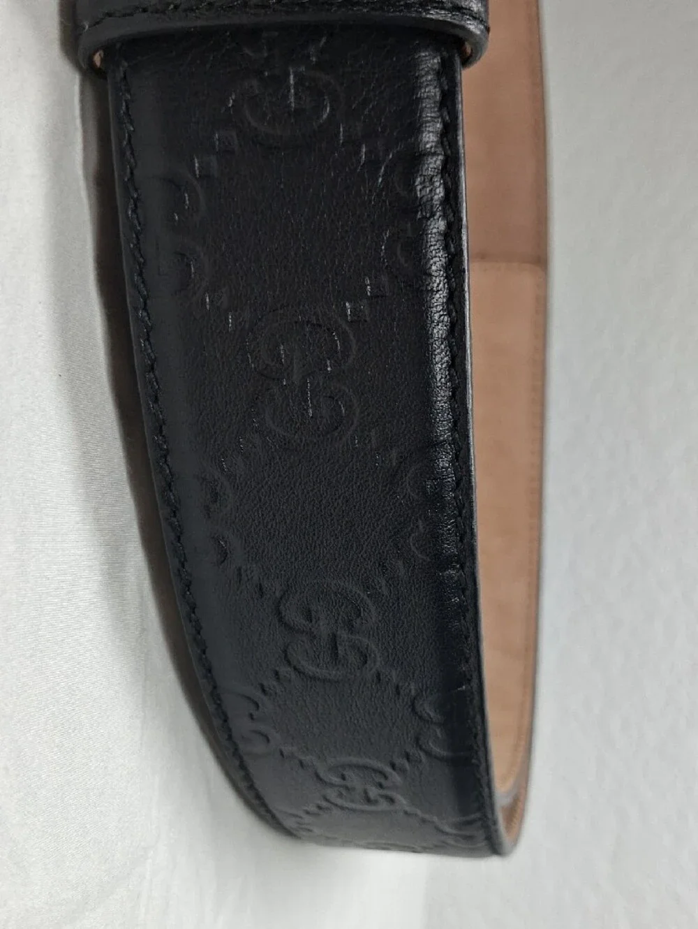 Gucci Black Leather Belt with Silver Interlocking GG Buckle